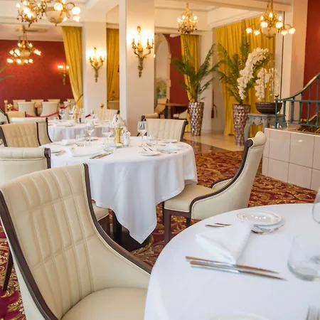 Western Beausejour Готель 3*