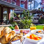 Hotel Western Beauséjour Lourdes