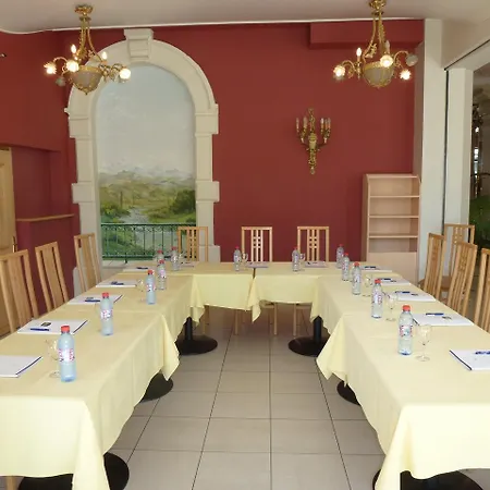 Otel Western Beausejour Lourdes