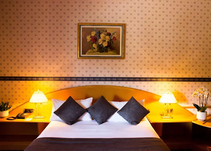 ベスト ウェスタン ヴォーセジュール 3*